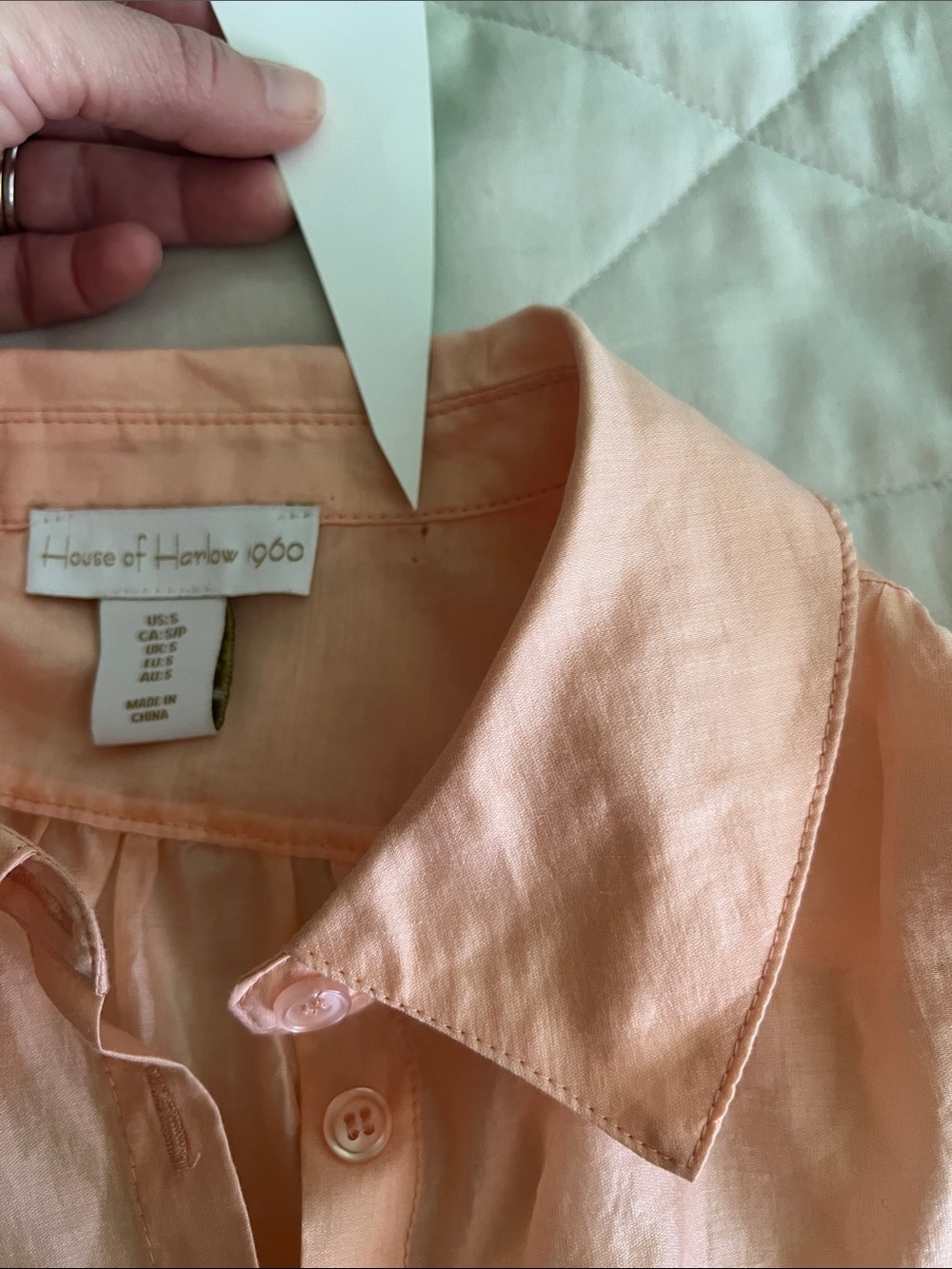 HOUSE OF HARLOW 1960 - Button Down Cropped Blouse peach - small - Picture 12 of 16